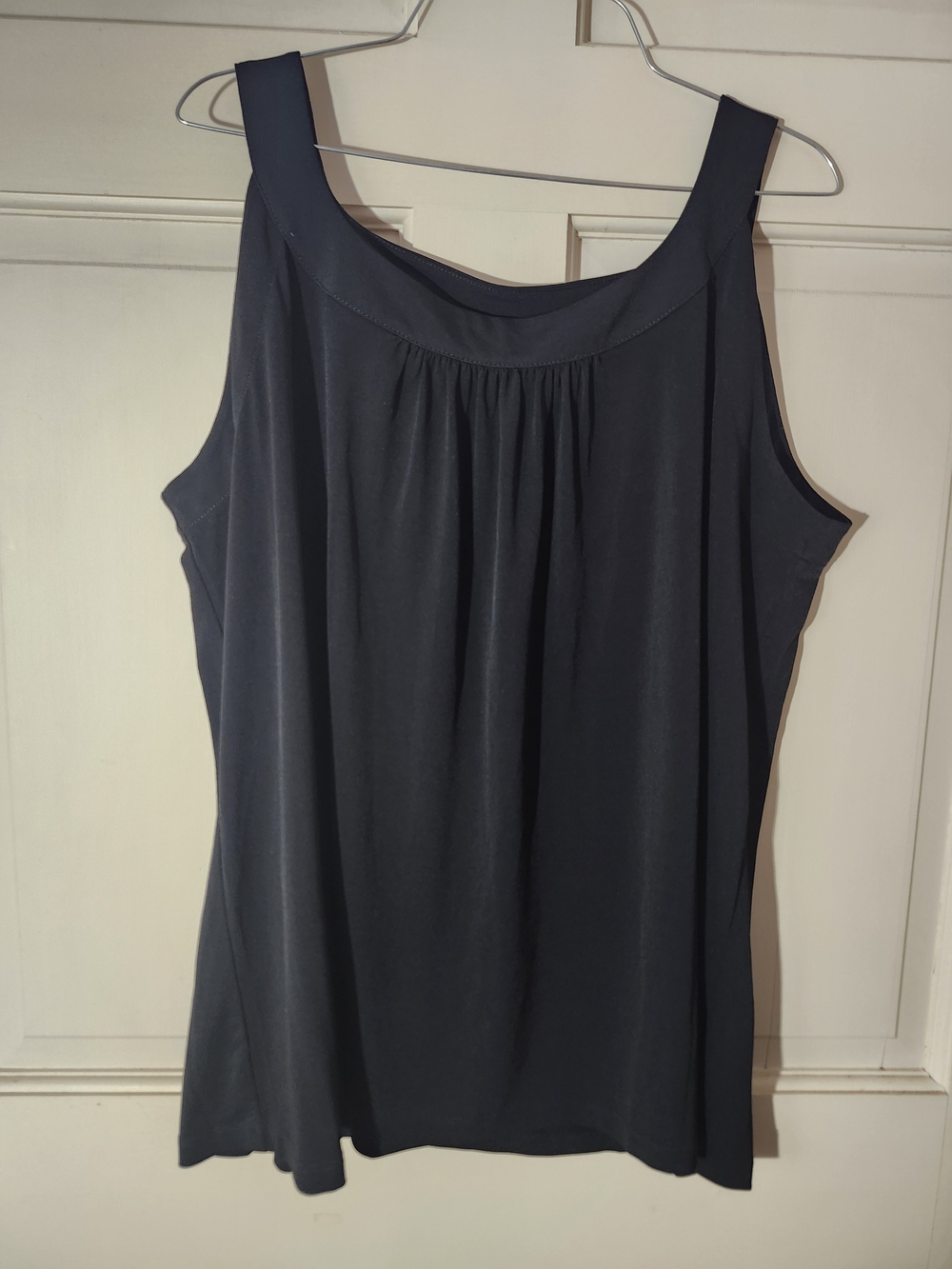 Rafaella Black Scoop Neck Tank Top